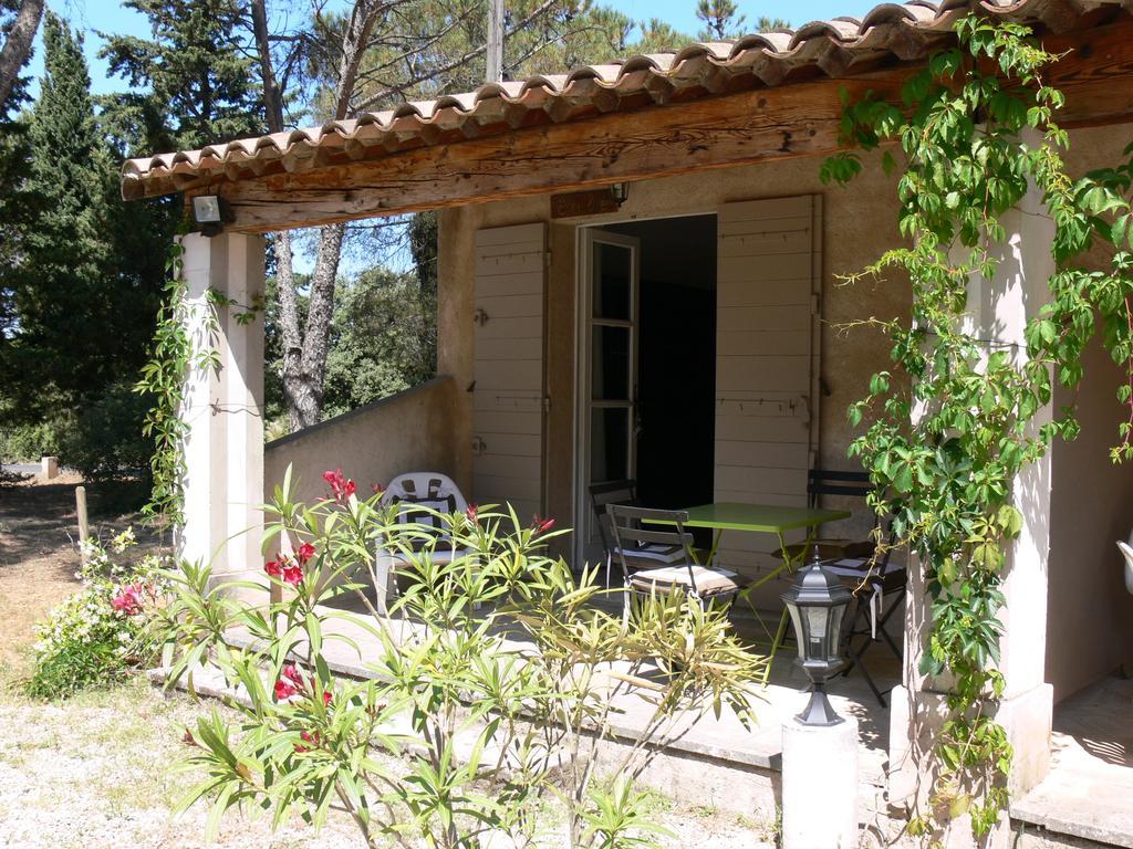 La Coudouliere Hotel Saint-Rémy-de-Provence Стая снимка